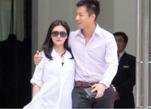 娱乐圈吃瓜大S和汪小菲,娱乐圈的甜蜜瓜田,揭秘他们的爱情故事